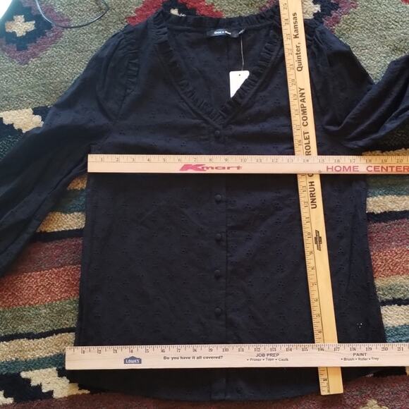 Anthropologie NEW Doe & Rae Black Eyelet Lace Puff Sleeve Covered Button Blouse - Picture 7 of 12